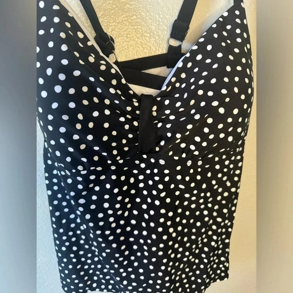 Southpoint Tankini/Shorts Swimsuit Set - Picture 13 of 14